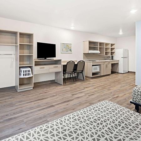 Woodspring Suites Billings Bagian luar foto