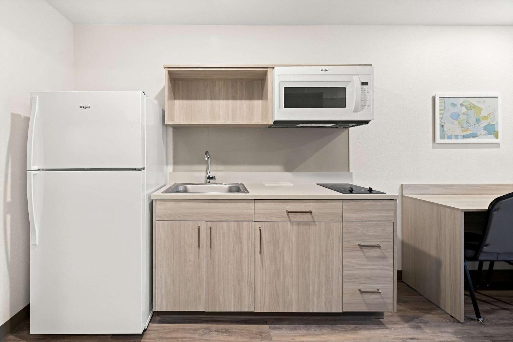 Woodspring Suites Billings Bagian luar foto