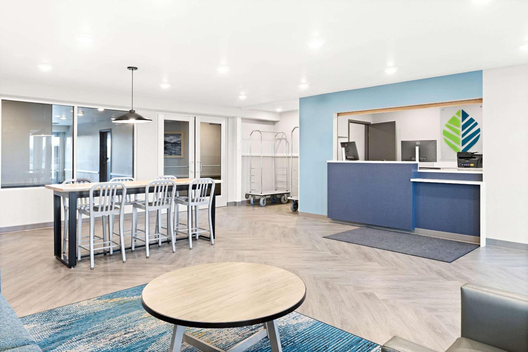 Woodspring Suites Billings Bagian luar foto